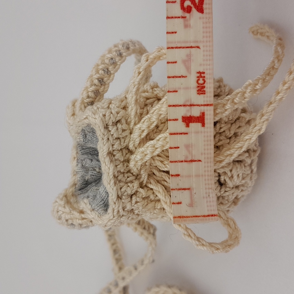 Mini Cream Gray Crocheted Drawstring Necklace Pouch - Picture 5 of 9